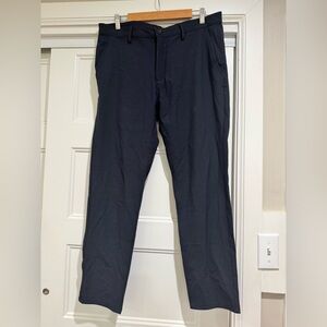 ZARA Men’s Plaid Straight Leg Chino